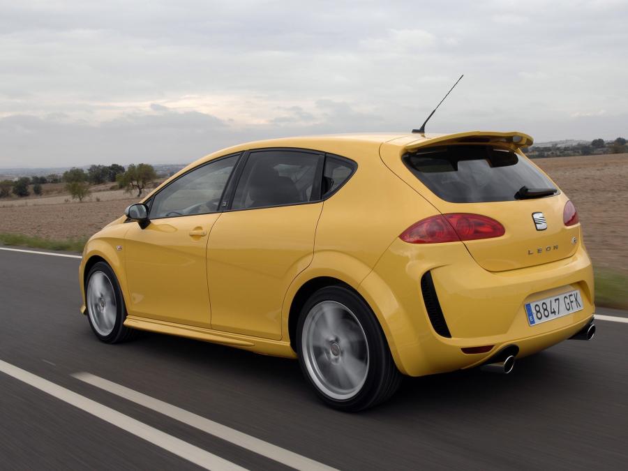  Seat Leon Linea R 2008 года  (фото 15 из 69)